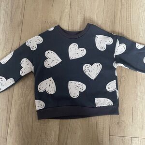 Kids Heart Pattern Sweatshirt - Black and White